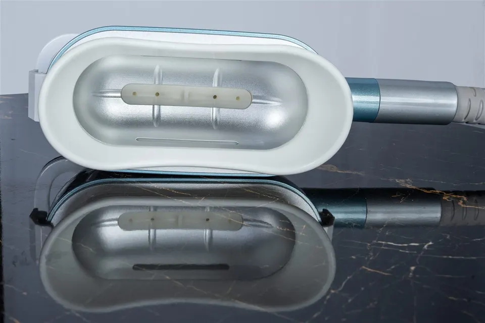 Cryolipolysis System Cryolipolysis + RF + Cavitation - View 5